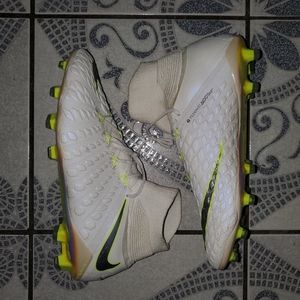 Nike HyperVenom Phantom III 3 Elite